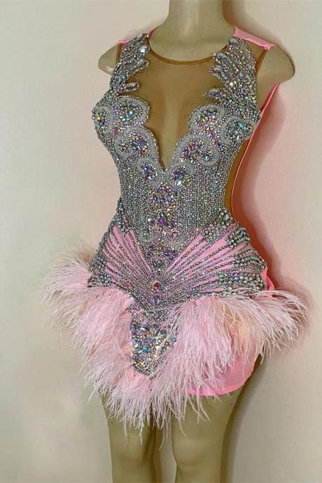 Sparkly Diamonds Prom Dress O-neck Style Glitter Beads Crystal Rhinestones Feathers Senior Graduation Party Gown Cocktail